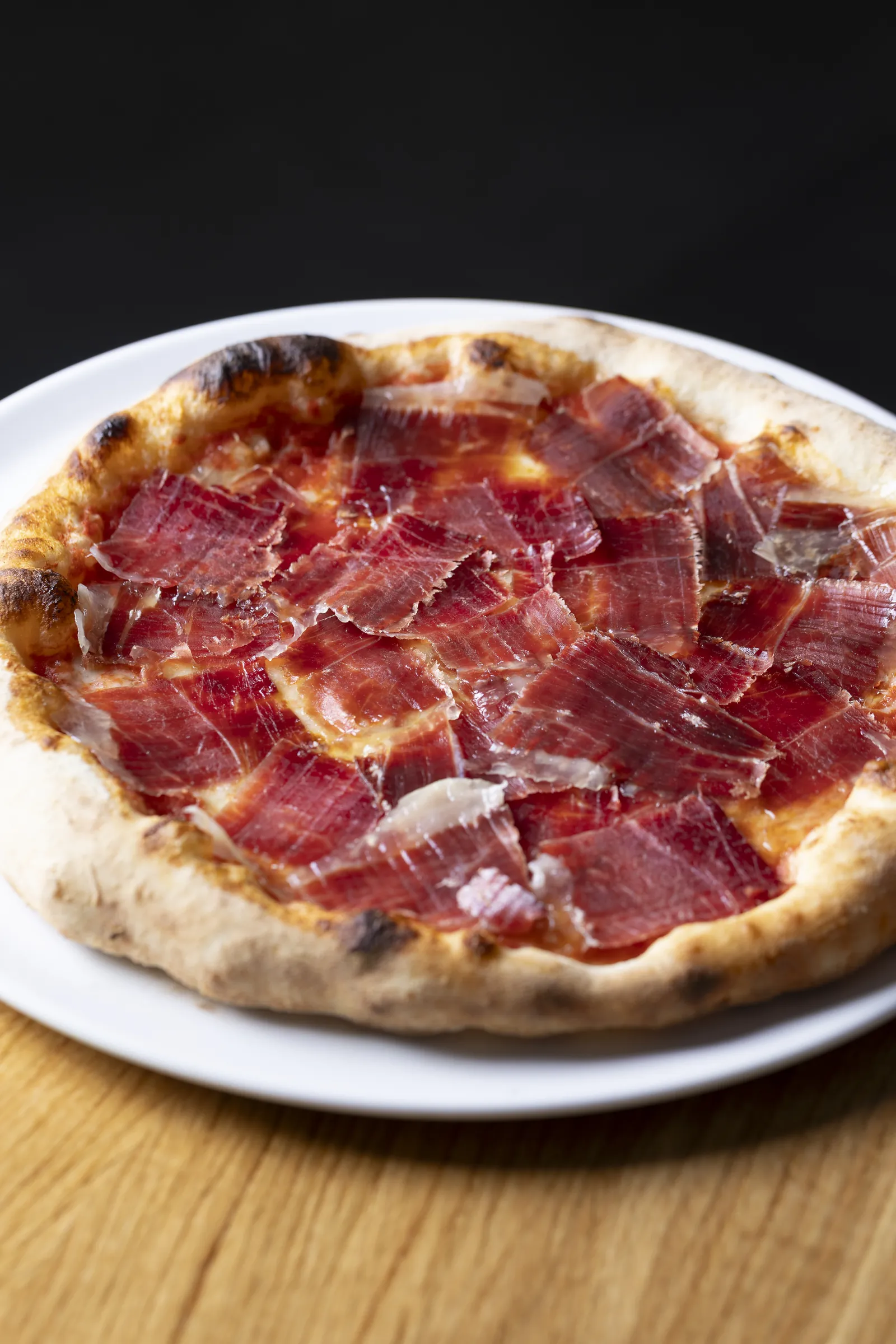 Pizza napoletana con Pata Negra